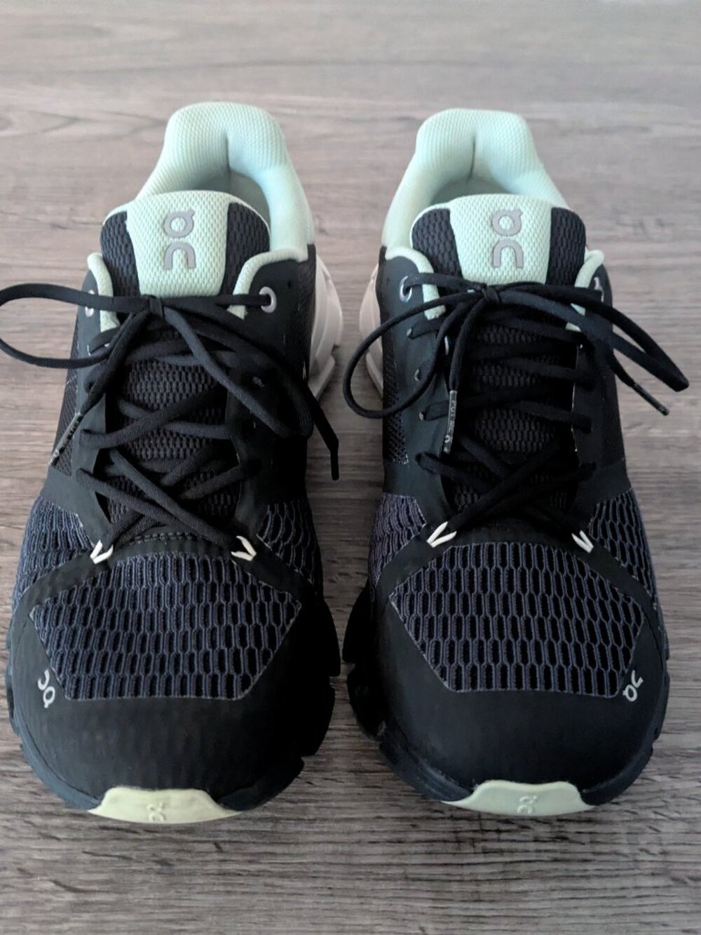 On Cloudflyer Running Fitness Walking Shoes - Women's 10.5